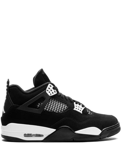 Air Jordan 4 “White Thunder