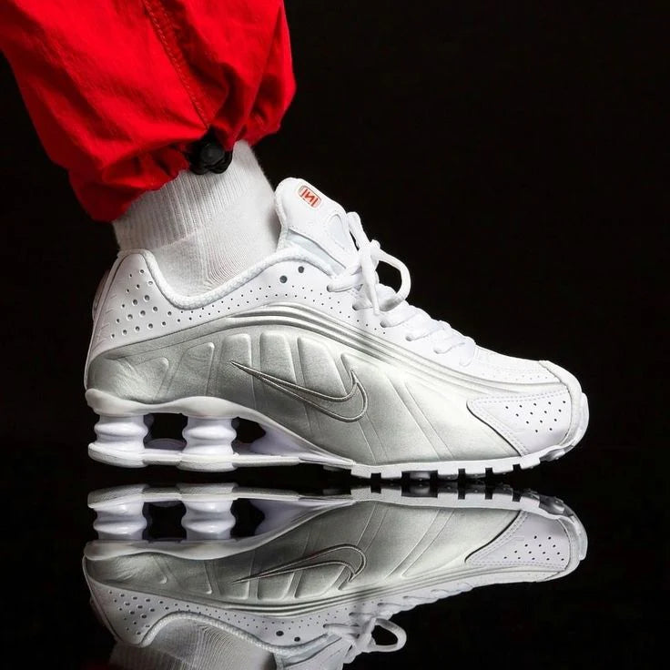 Nike Shox R4 Aesthetic